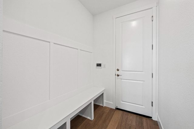 7000 Carbone Dr, Roseville, CA 95747