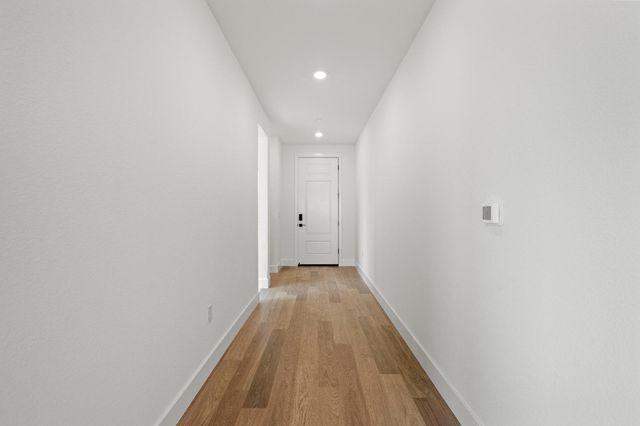 7000 Carbone Dr, Roseville, CA 95747