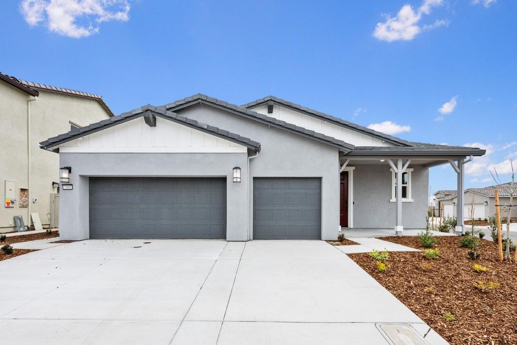 7000 Carbone Dr, Roseville, CA 95747