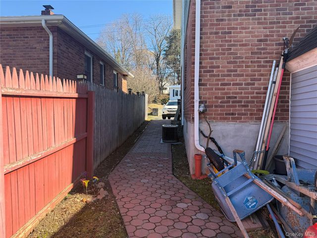 200 North Street, Newburgh, NY 12550