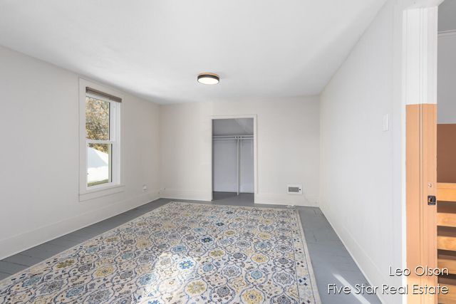 1037 Lilac Court, Grand Rapids, MI 49503