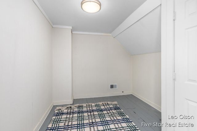 1037 Lilac Court, Grand Rapids, MI 49503