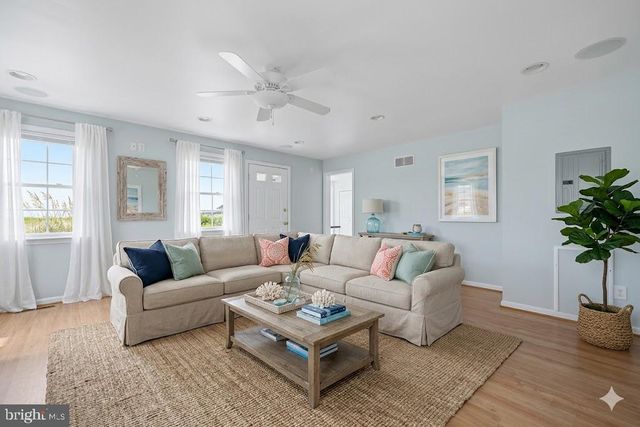 55 BAY BREEZE DR, Lewes, DE 19958