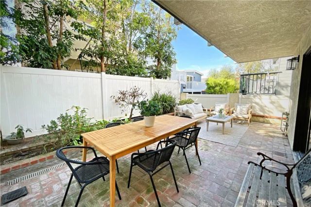 1731 Ford, Redondo Beach, CA 90278