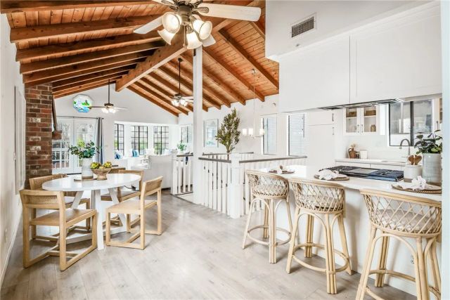 1731 Ford, Redondo Beach, CA 90278