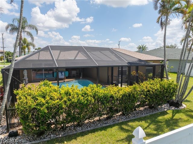 414 SE 31st ST, Cape Coral, FL 33904