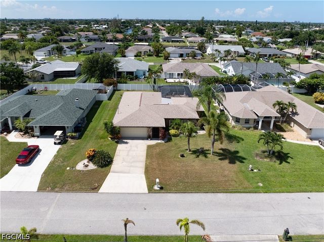 414 SE 31st ST, Cape Coral, FL 33904
