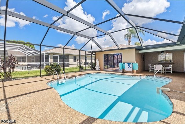 414 SE 31st ST, Cape Coral, FL 33904