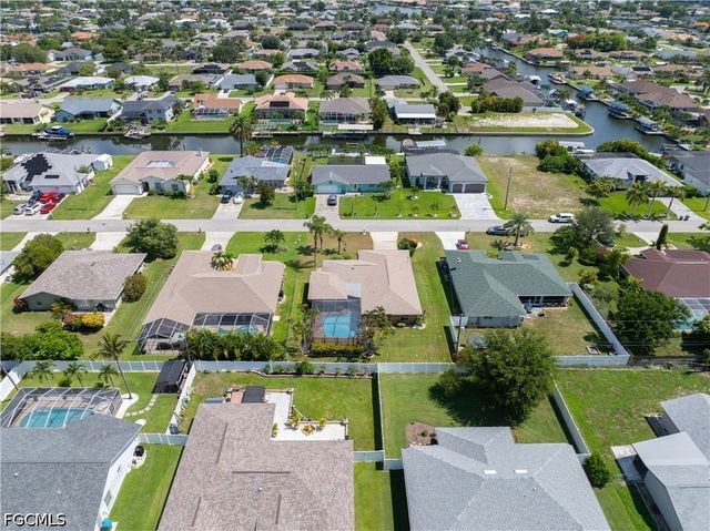 414 SE 31st ST, Cape Coral, FL 33904