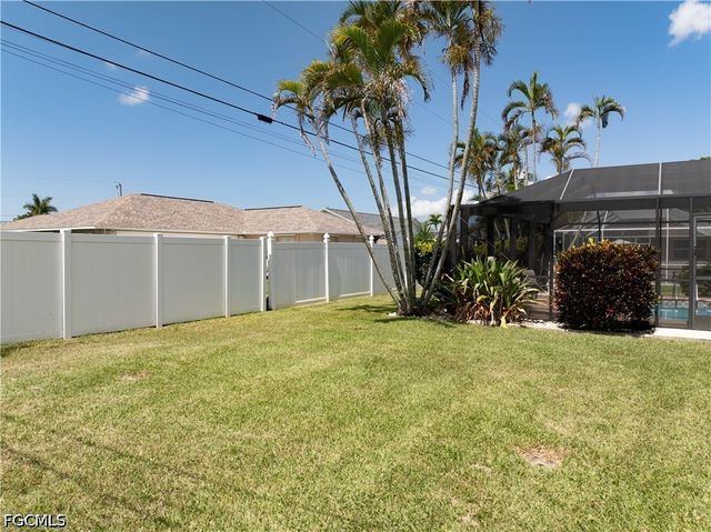 414 SE 31st ST, Cape Coral, FL 33904