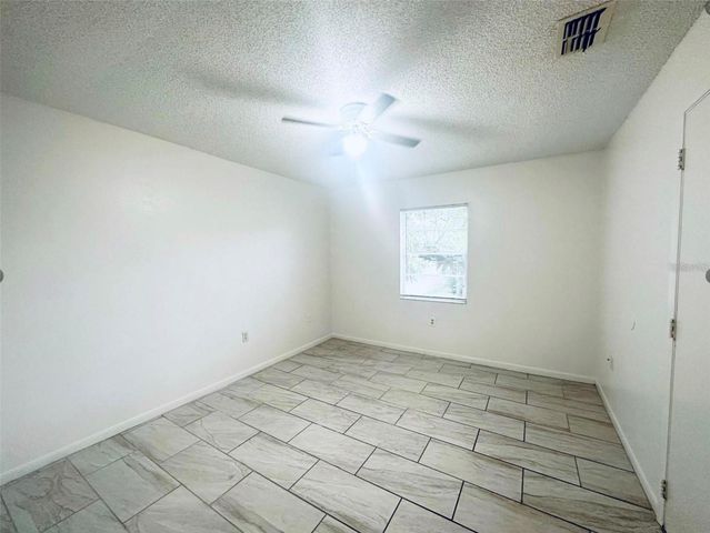 101 LAKE HUNTER DRIVE 15 & 16, Lakeland, FL 33803
