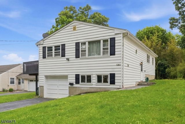 3 Summit Ave, Wharton Boro, NJ 07885