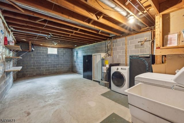 3 Summit Ave, Wharton Boro, NJ 07885