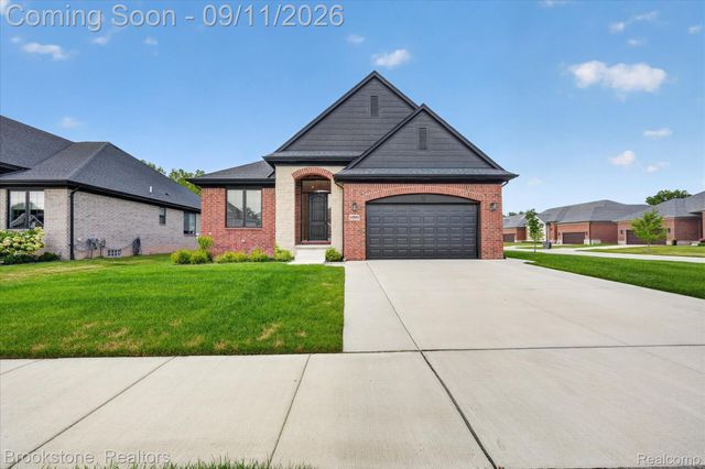 12891 Preston Pointe Drive, Shelby Charter Township, MI 48315