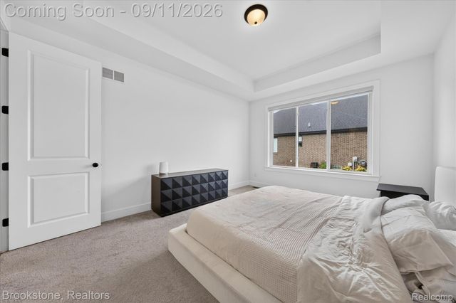 12891 Preston Pointe Drive, Shelby Charter Township, MI 48315