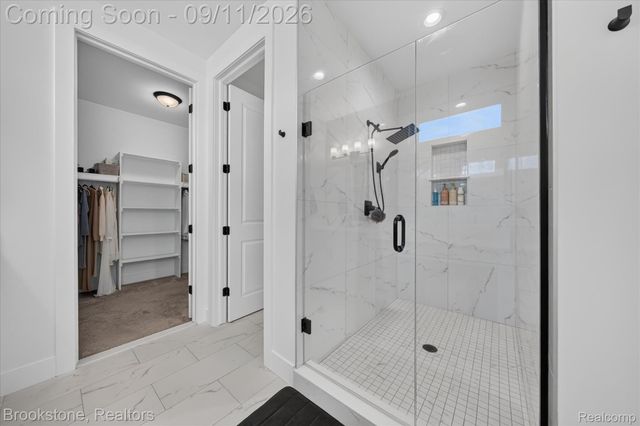 12891 Preston Pointe Drive, Shelby Charter Township, MI 48315