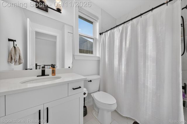 12891 Preston Pointe Drive, Shelby Charter Township, MI 48315