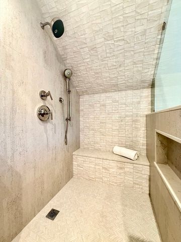 11 Mt Auburn St A, Cambridge, MA 02138