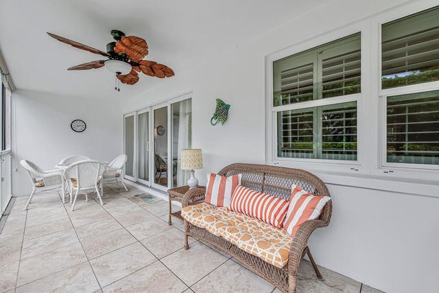 1910 S Ocean Boulevard 112, Delray Beach, FL 33483
