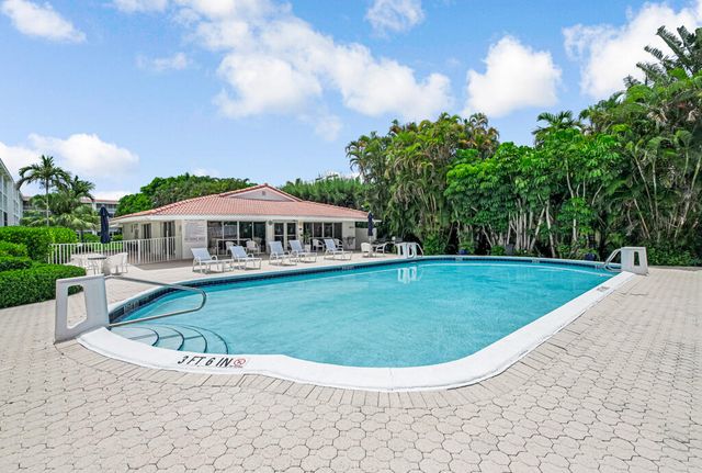 1910 S Ocean Boulevard 112, Delray Beach, FL 33483