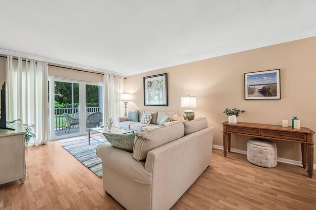 1910 S Ocean Boulevard 112, Delray Beach, FL 33483