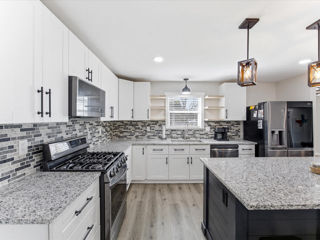 101 Mcwilliams Drive, Bowie, TX 76230