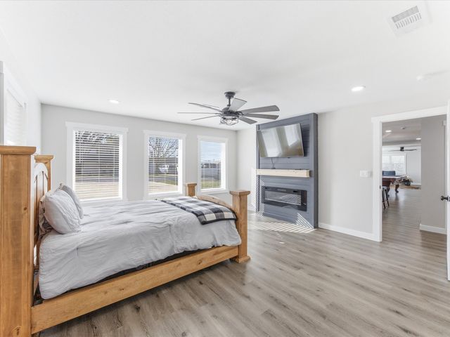 101 Mcwilliams Drive, Bowie, TX 76230