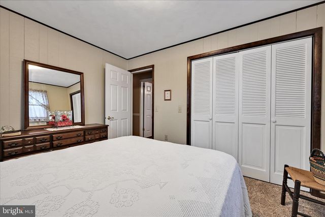 2 PERRI AVE, Myerstown, PA 17067