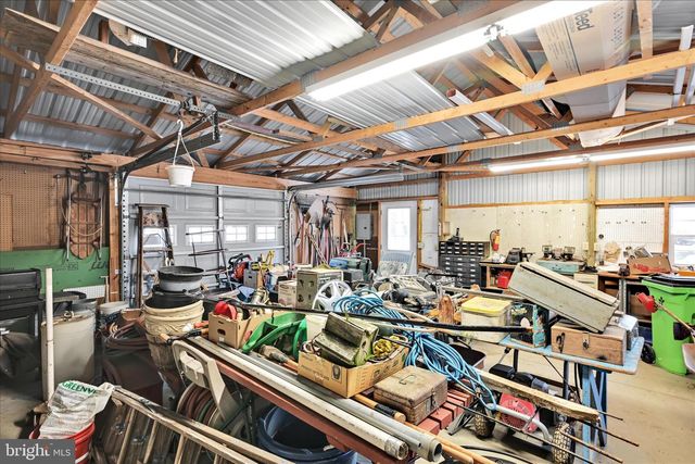 2 PERRI AVE, Myerstown, PA 17067