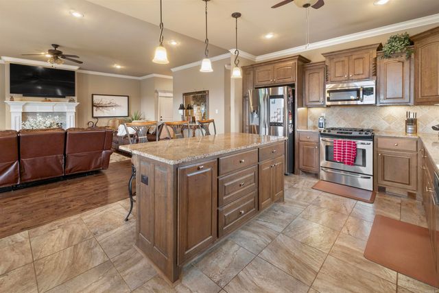 16001 Burleigh Court, Little Rock, AR 72210