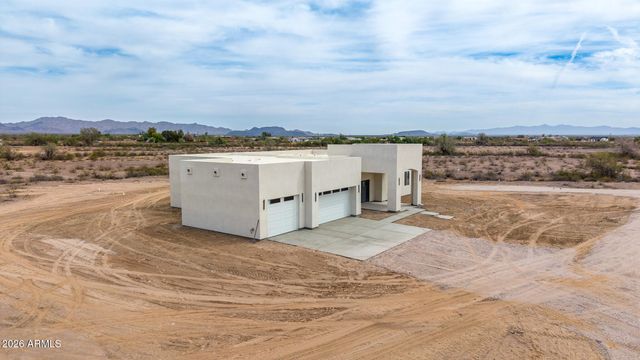 42120 W Rovey Avenue, Tonopah, AZ 85354
