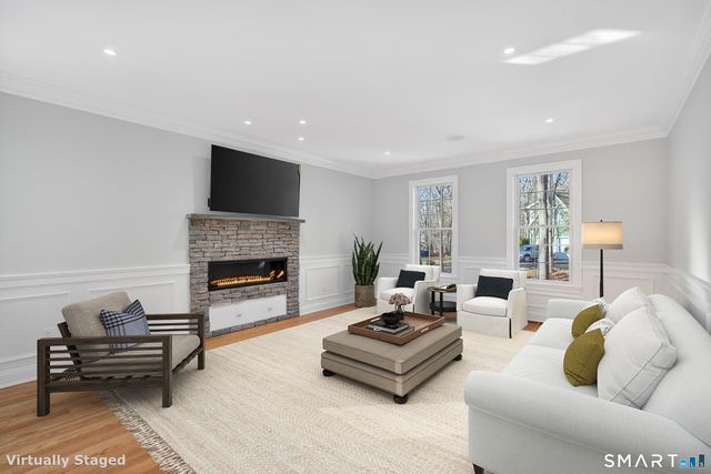 2 Berberis Drive, Old Lyme, CT 06371