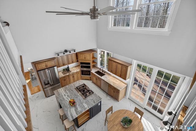 2 Berberis Drive, Old Lyme, CT 06371