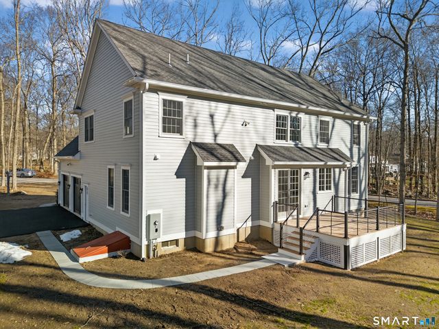 2 Berberis Drive, Old Lyme, CT 06371