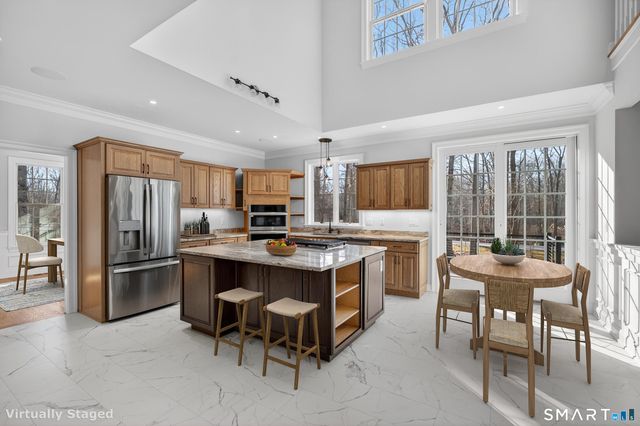 2 Berberis Drive, Old Lyme, CT 06371