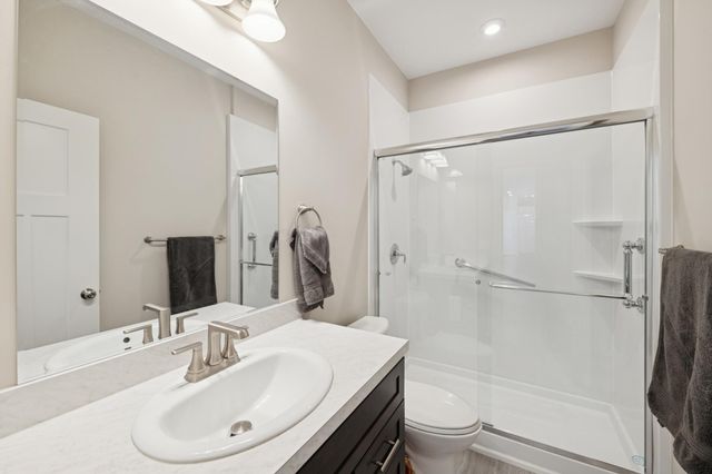 580 Alaska Loop, Cambridge, MN 55008