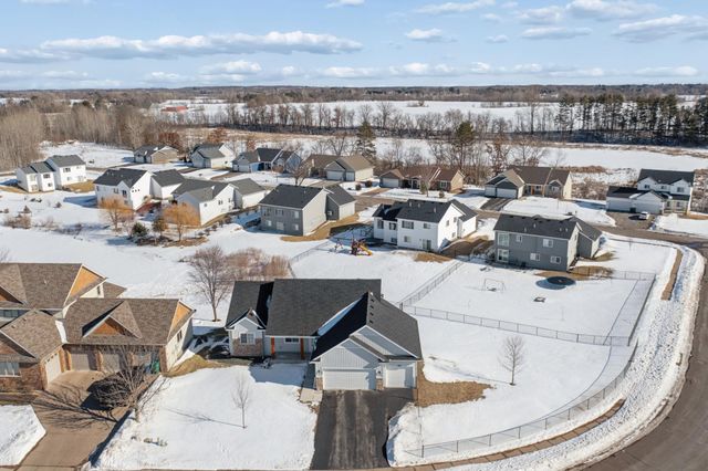 580 Alaska Loop, Cambridge, MN 55008