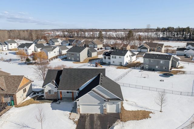 580 Alaska Loop, Cambridge, MN 55008