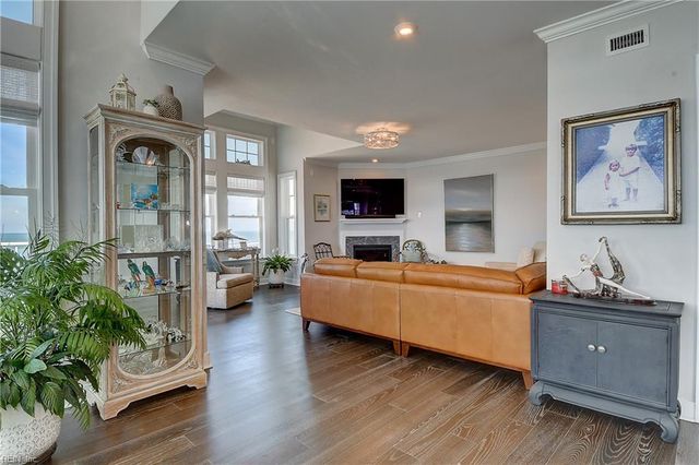 2309 Point Chesapeake Quay Unit 5021, Virginia Beach, VA 23451