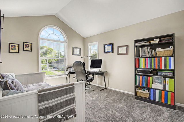 1421 Academy Lane, Lansing, MI 48906