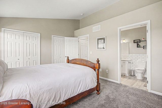 1421 Academy Lane, Lansing, MI 48906