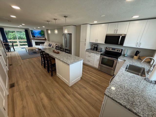 60 Wellington Village Dr Unit 5, Bristol, NH 03222