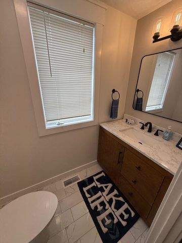 60 Wellington Village Dr Unit 5, Bristol, NH 03222