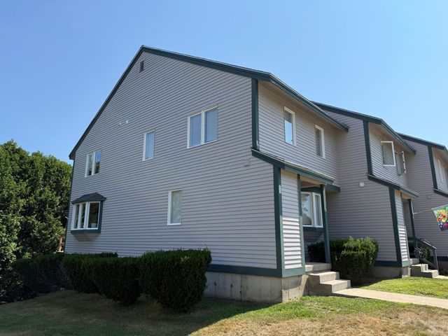 60 Wellington Village Dr Unit 5, Bristol, NH 03222