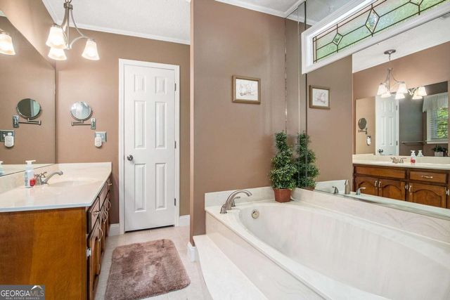 811 Leonard Court, Lawrenceville, GA 30046