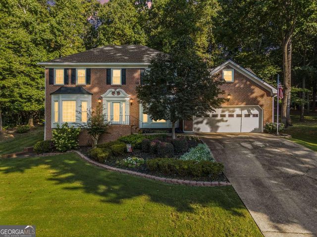 811 Leonard Court, Lawrenceville, GA 30046