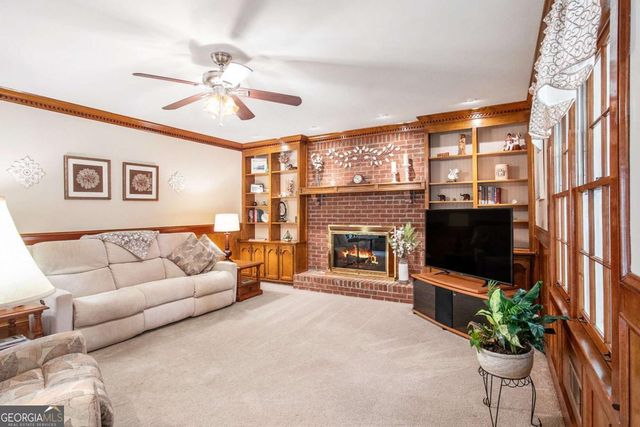 811 Leonard Court, Lawrenceville, GA 30046