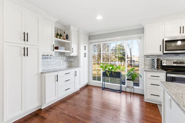 1919 Robinson Rd, Murfreesboro, TN 37130