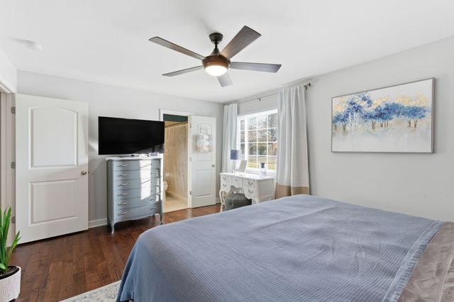 1919 Robinson Rd, Murfreesboro, TN 37130