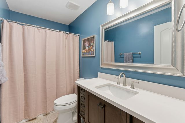 1919 Robinson Rd, Murfreesboro, TN 37130